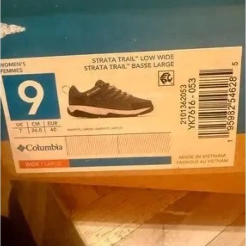 Columbia Men's Gray Athletic Trail Sneakers